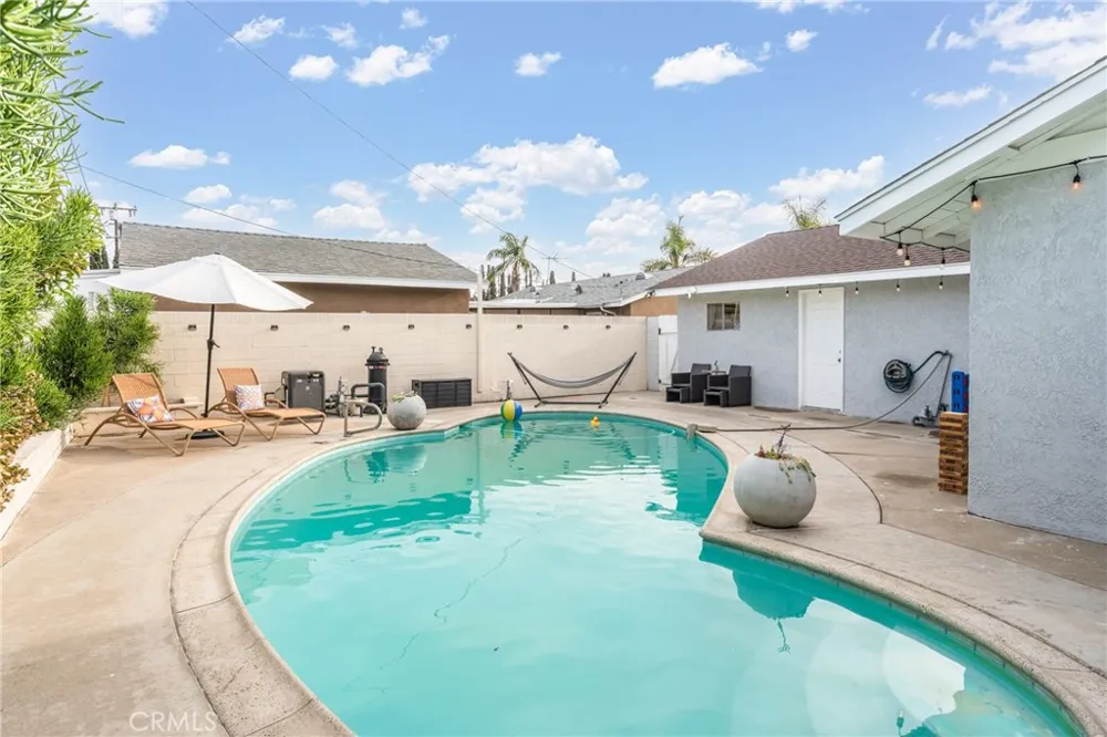 8844 Garfield Buena Park, CA 90620