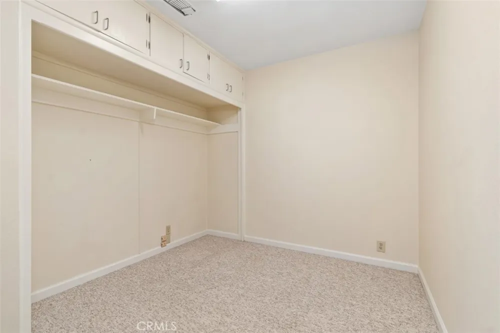329 Locust Brea, CA 92821