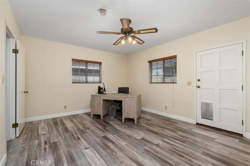 329 Locust Brea, CA 92821