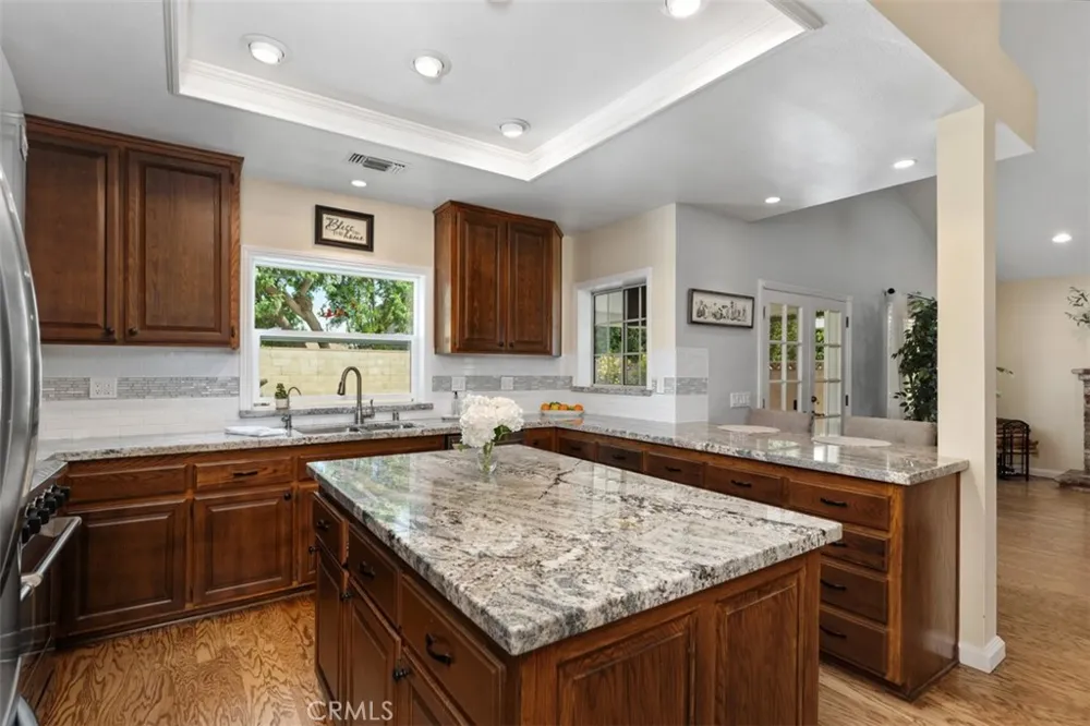 329 Locust Brea, CA 92821