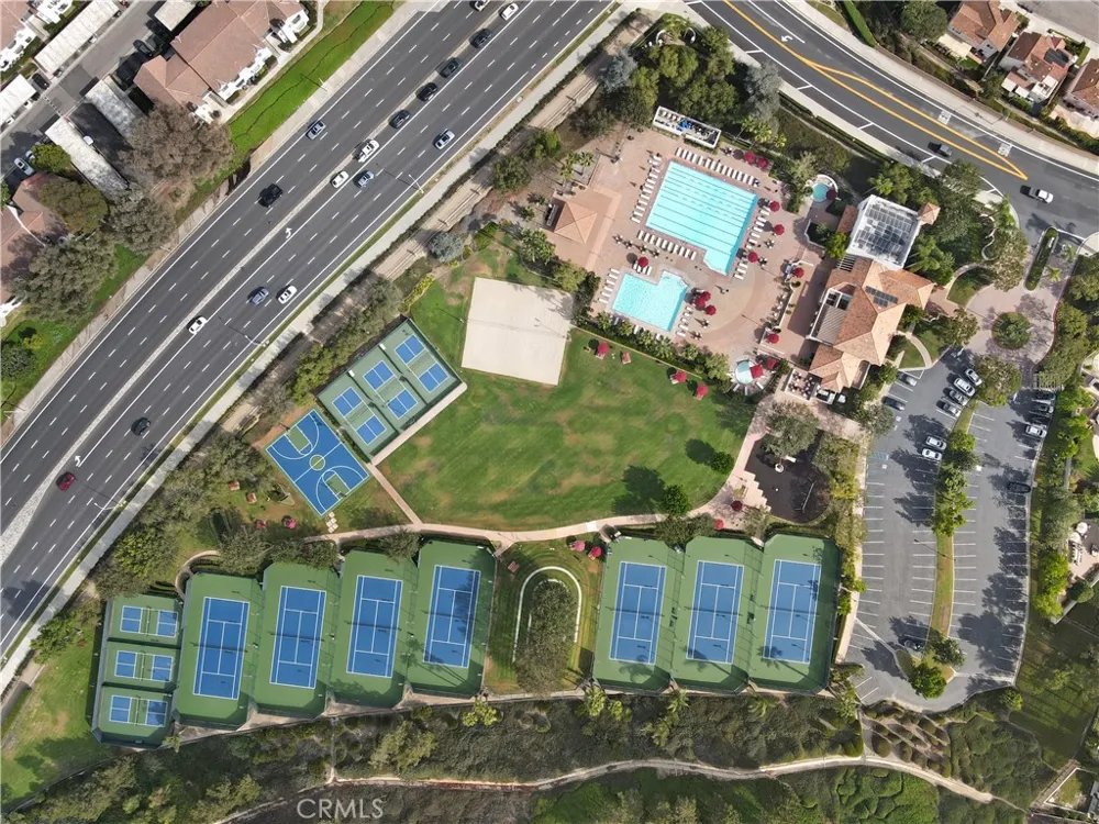 28582 Las Arubas Laguna Niguel, CA 92677