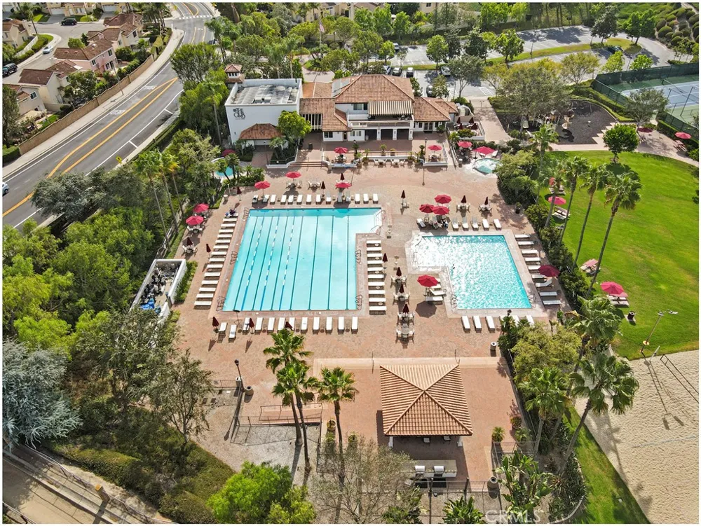 28582 Las Arubas Laguna Niguel, CA 92677