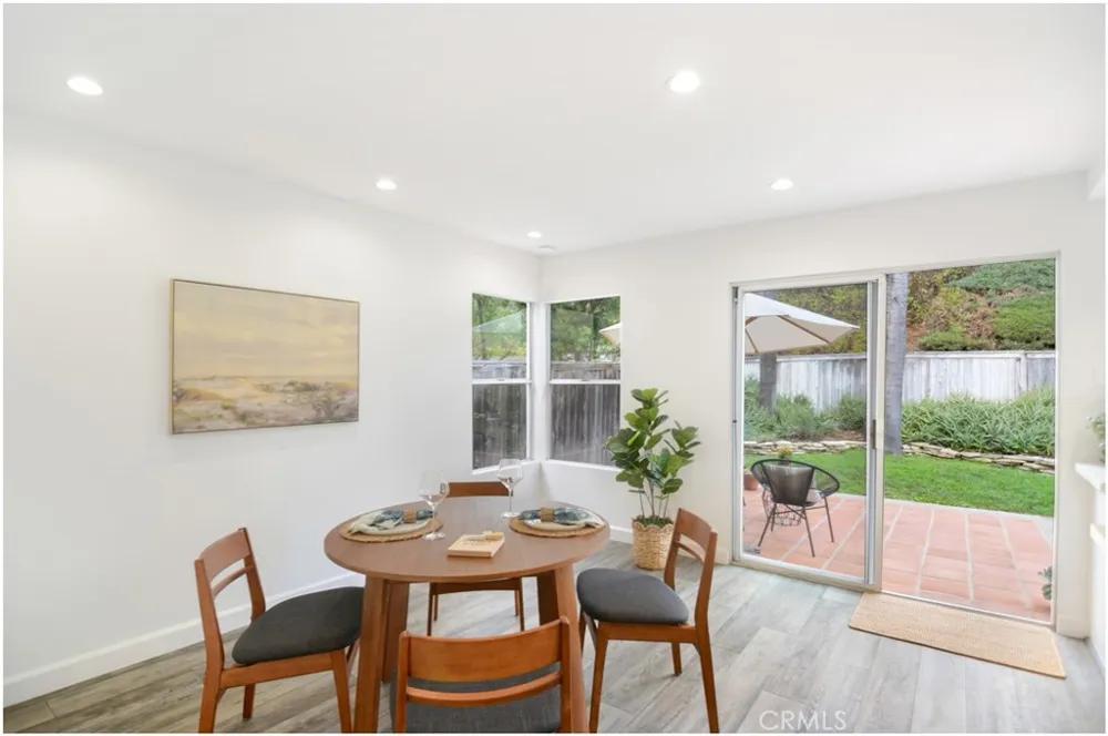 28582 Las Arubas Laguna Niguel, CA 92677