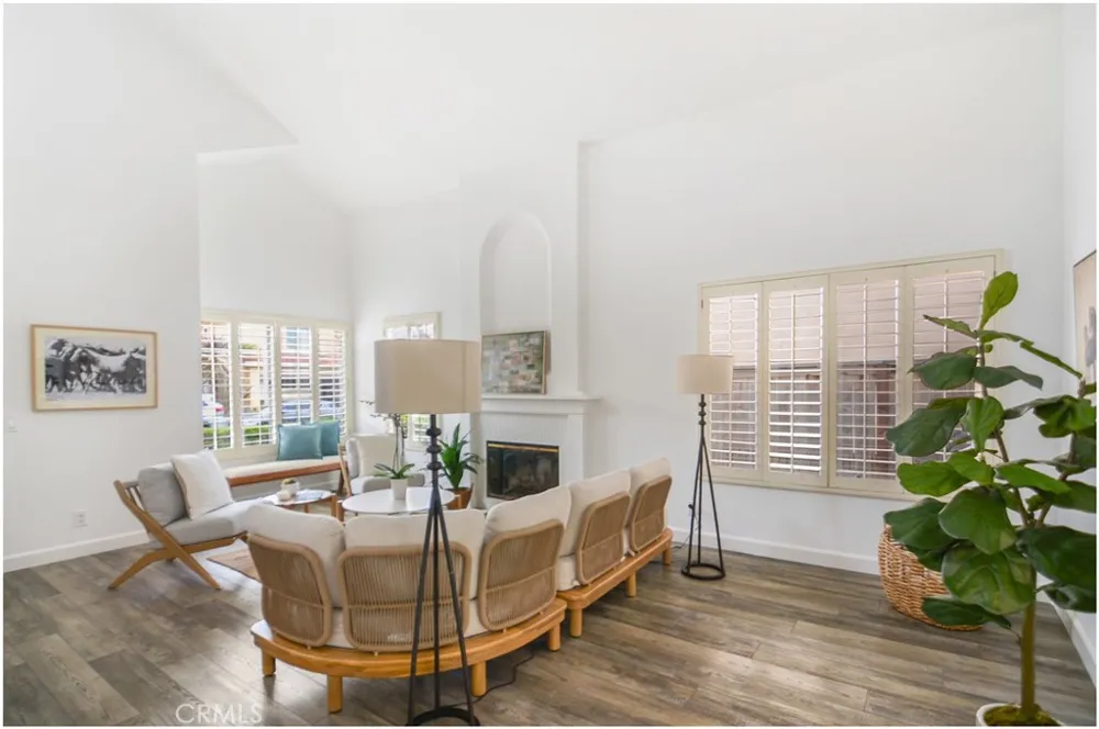 28582 Las Arubas Laguna Niguel, CA 92677
