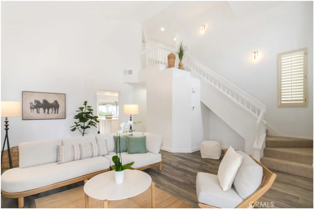 28582 Las Arubas Laguna Niguel, CA 92677