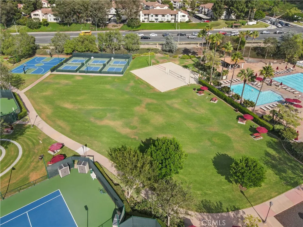 28582 Las Arubas Laguna Niguel, CA 92677