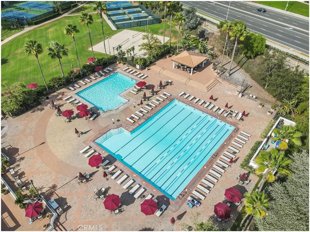 28582 Las Arubas Laguna Niguel, CA 92677