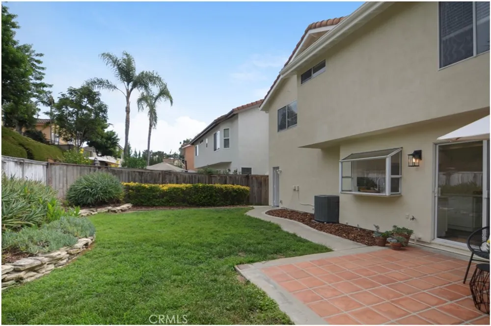 28582 Las Arubas Laguna Niguel, CA 92677