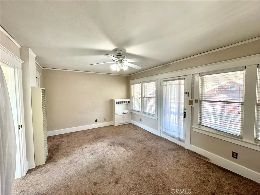 150 W 9th #1 Claremont, CA 91711