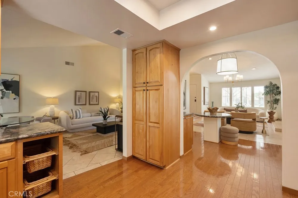 1837 Balboa Way Upland, CA 91784