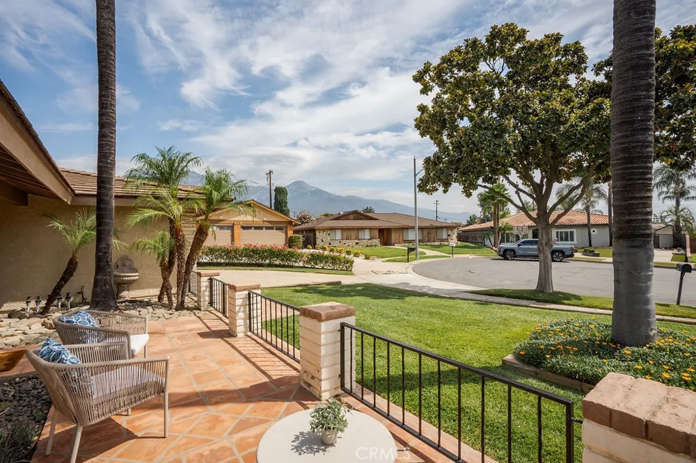 1837 Balboa Way Upland, CA 91784