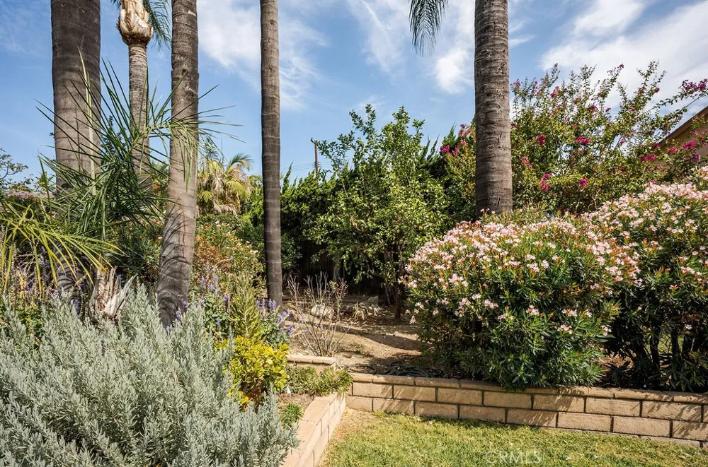 1837 Balboa Way Upland, CA 91784