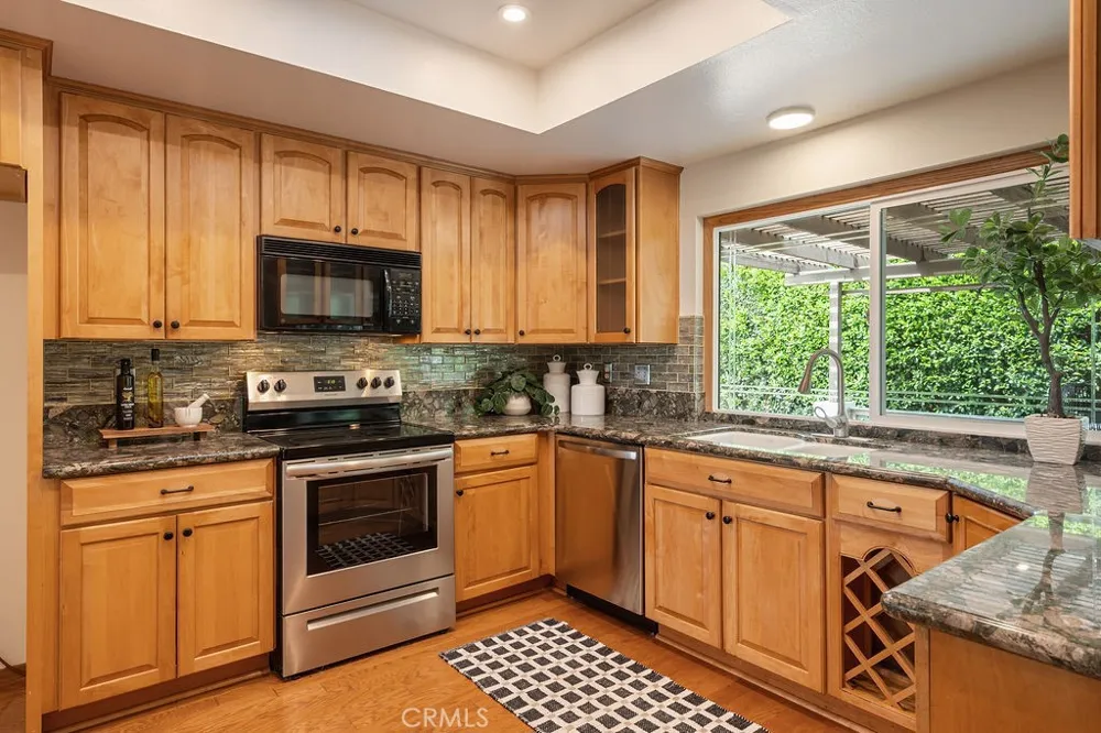1837 Balboa Way Upland, CA 91784