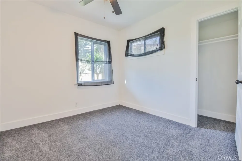 1433 W 96th Los Angeles, CA 90047