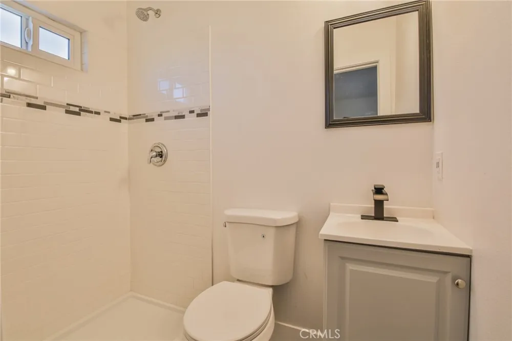 1433 W 96th Los Angeles, CA 90047