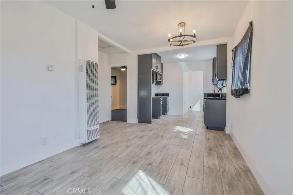 1433 W 96th Los Angeles, CA 90047