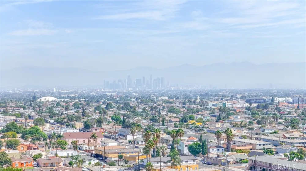 1433 W 96th Los Angeles, CA 90047