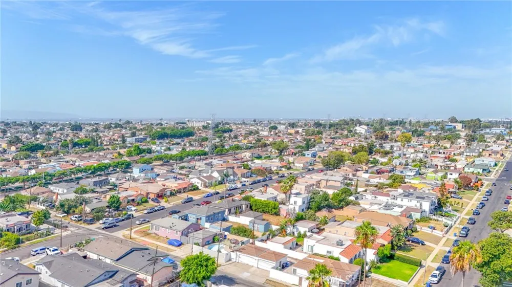 1433 W 96th Los Angeles, CA 90047