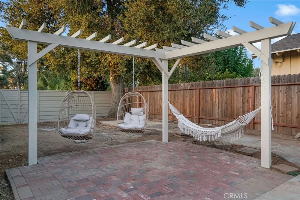 1235 Cedar Redlands, CA 92373