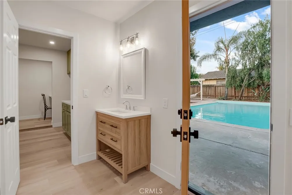 1235 Cedar Redlands, CA 92373
