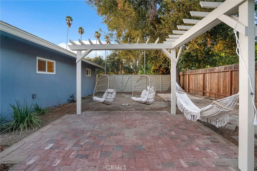 1235 Cedar Redlands, CA 92373