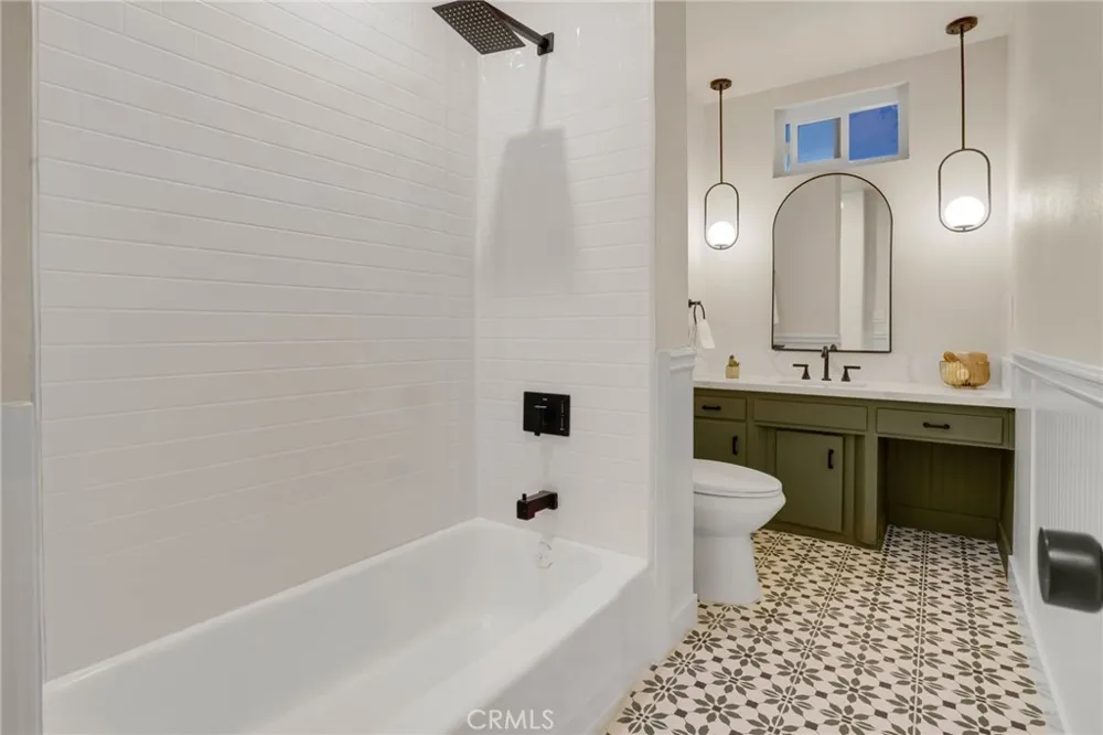 1235 Cedar Redlands, CA 92373