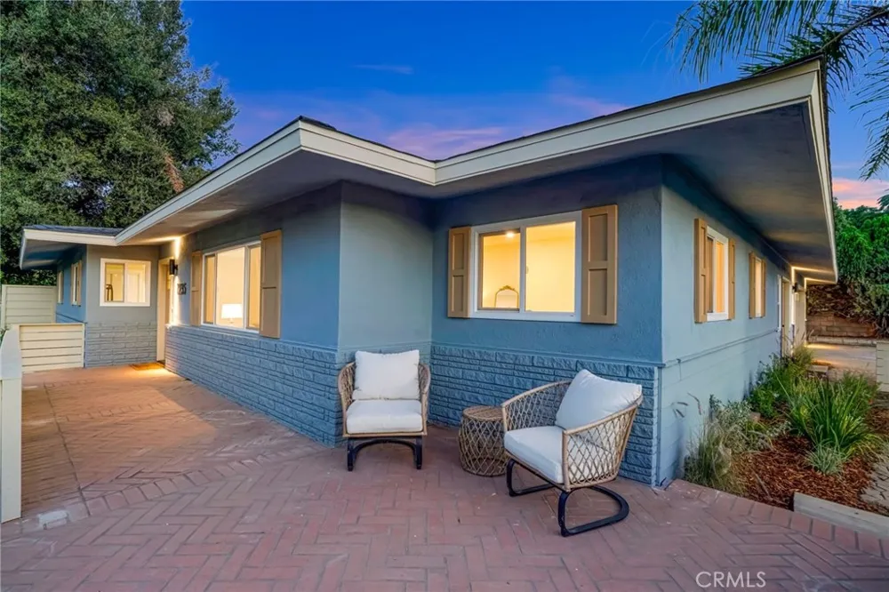 1235 Cedar Redlands, CA 92373