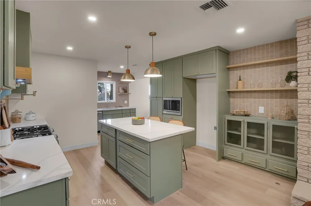 1235 Cedar Redlands, CA 92373