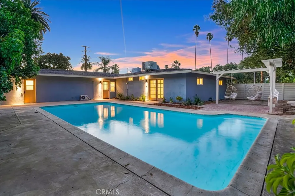 1235 Cedar Redlands, CA 92373