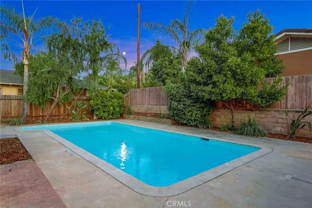 1235 Cedar Redlands, CA 92373