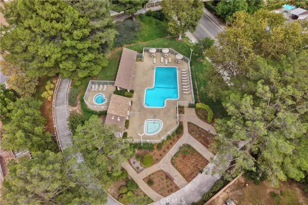 26093 Viento Court Valencia, CA 91355