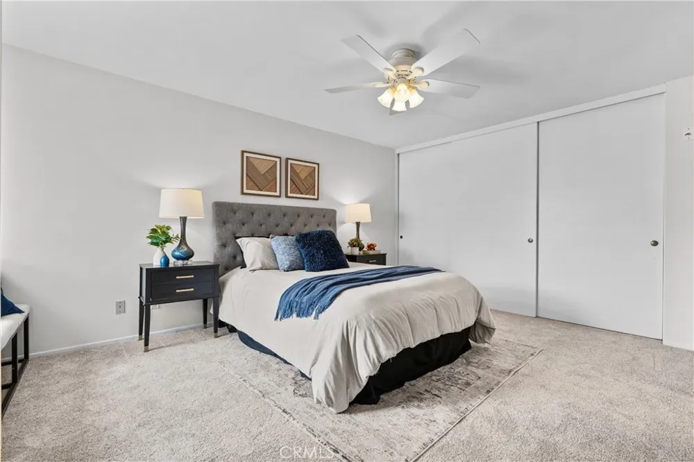 26093 Viento Court Valencia, CA 91355