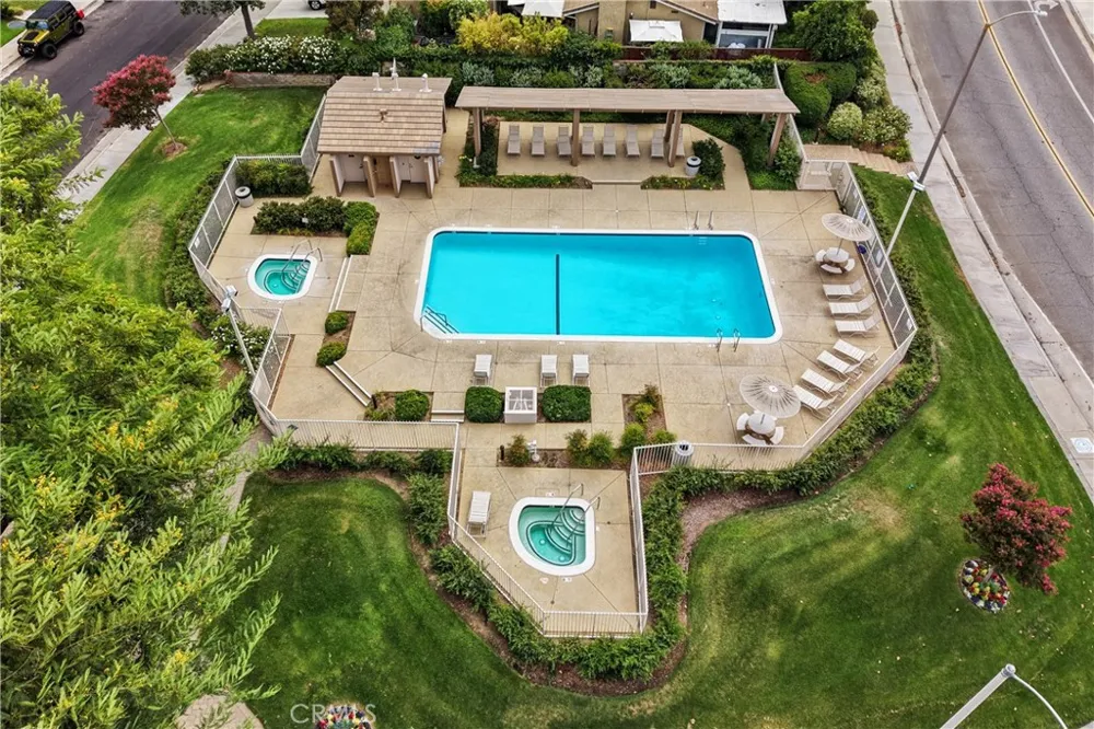 26093 Viento Court Valencia, CA 91355