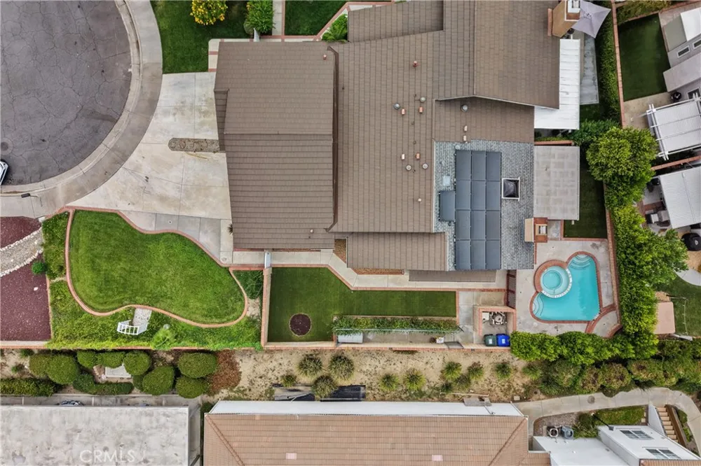 26093 Viento Court Valencia, CA 91355