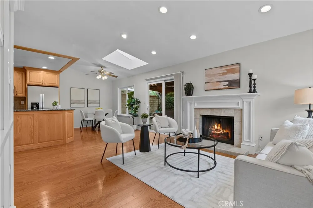 26093 Viento Court Valencia, CA 91355