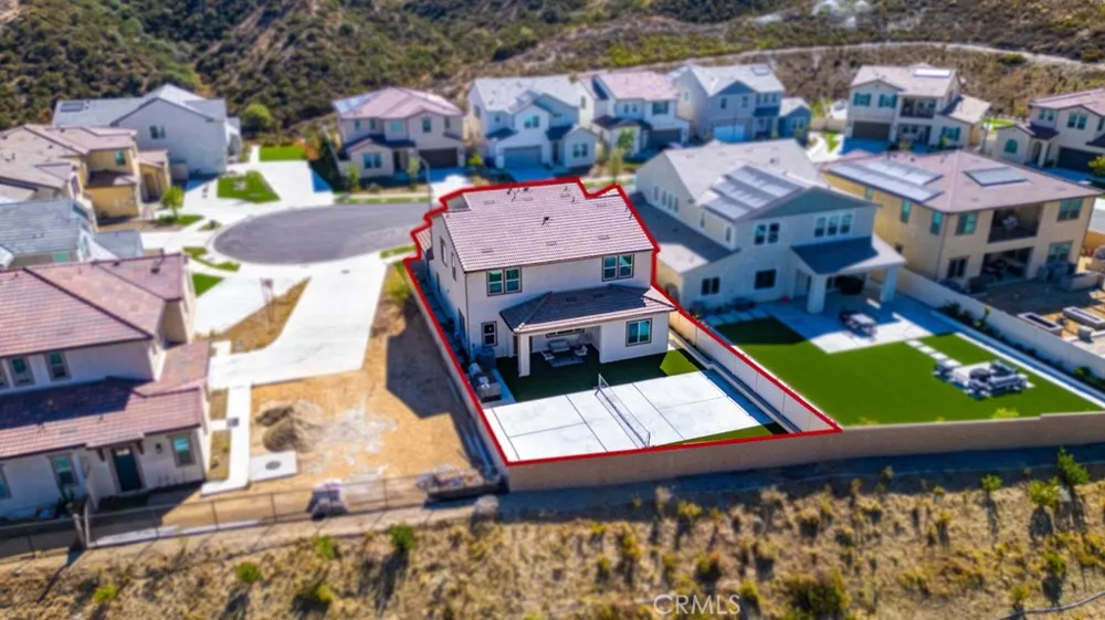 29566 Camino Azar Valencia, CA 91354