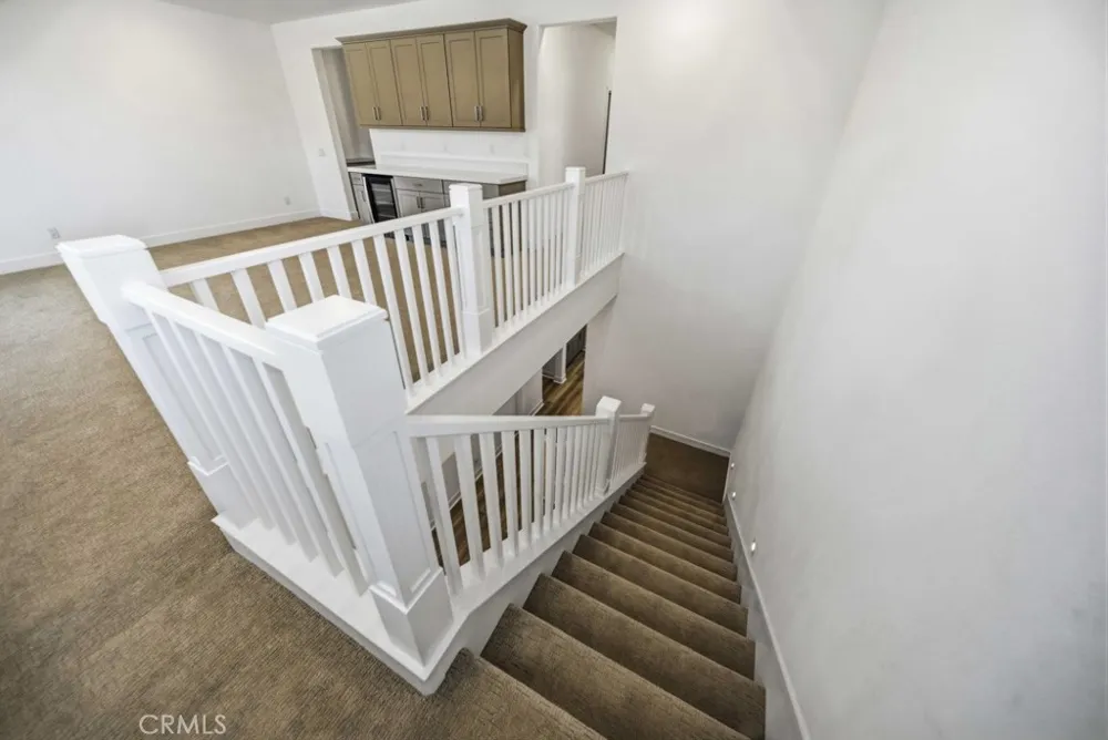 29566 Camino Azar Valencia, CA 91354