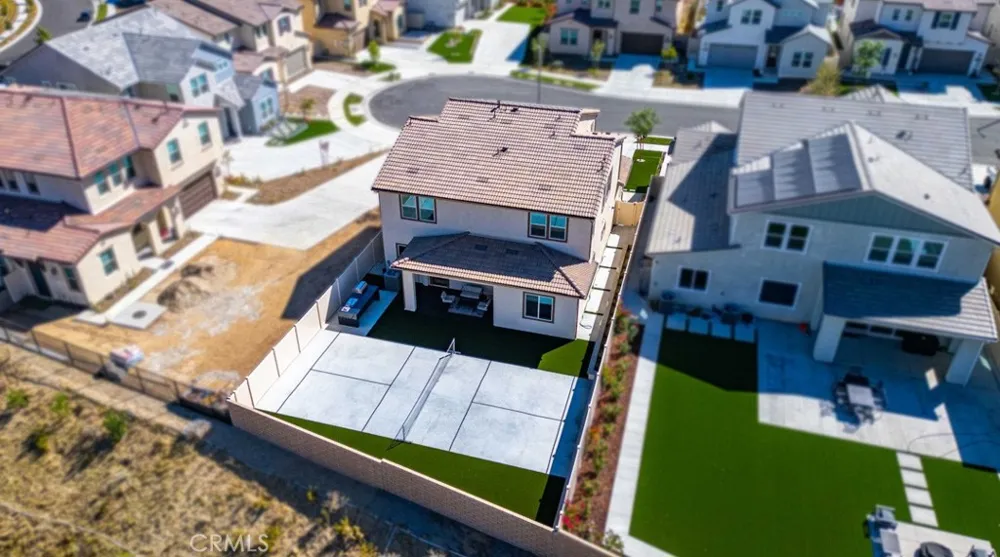 29566 Camino Azar Valencia, CA 91354
