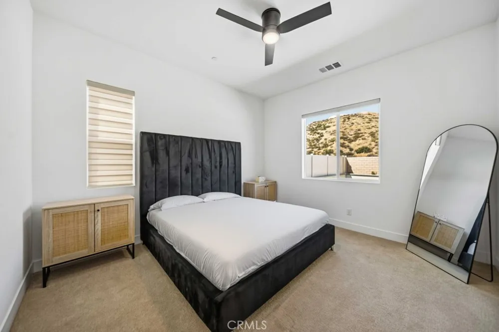 29566 Camino Azar Valencia, CA 91354