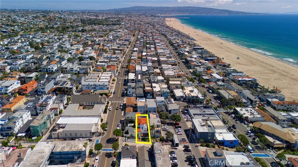 228 10th Street Manhattan Beach, CA 90266