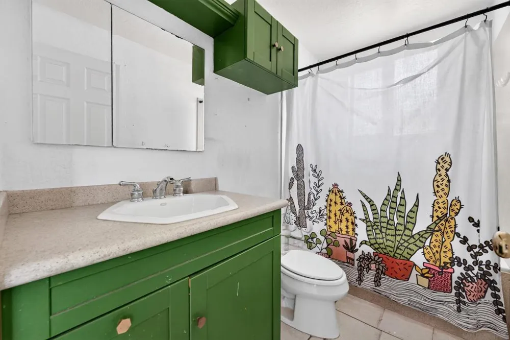 8015 Irene Ct El Cajon, CA 92021