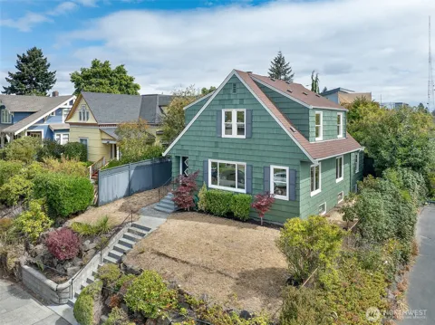 1512 6th Avenue W