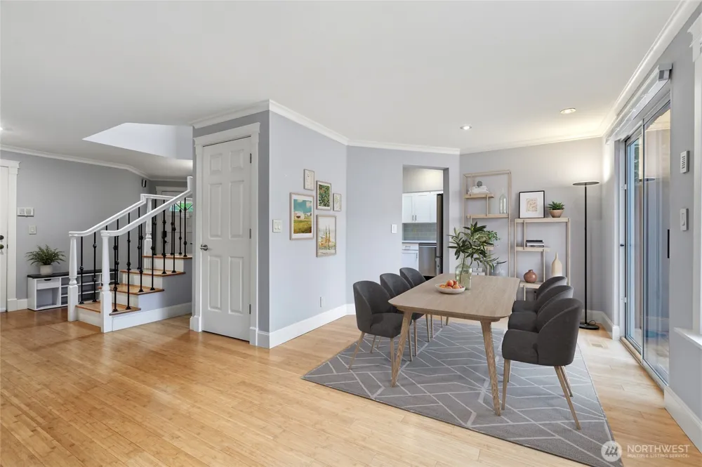 15865 Northup Way #41 Bellevue, WA 98008