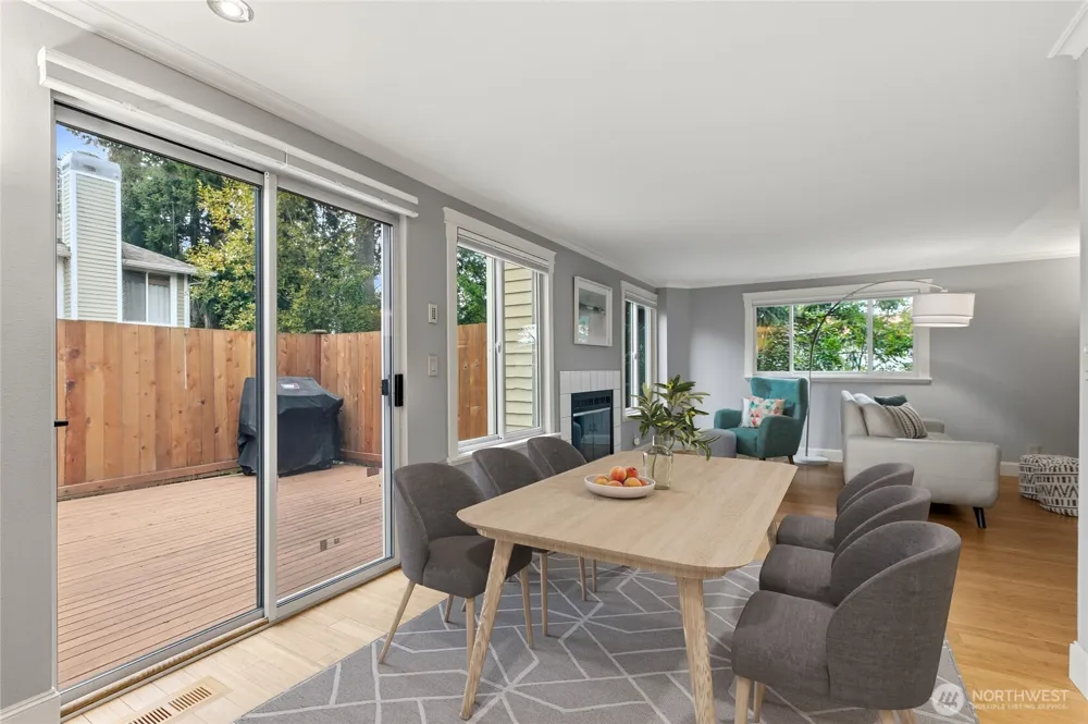 15865 Northup Way #41 Bellevue, WA 98008