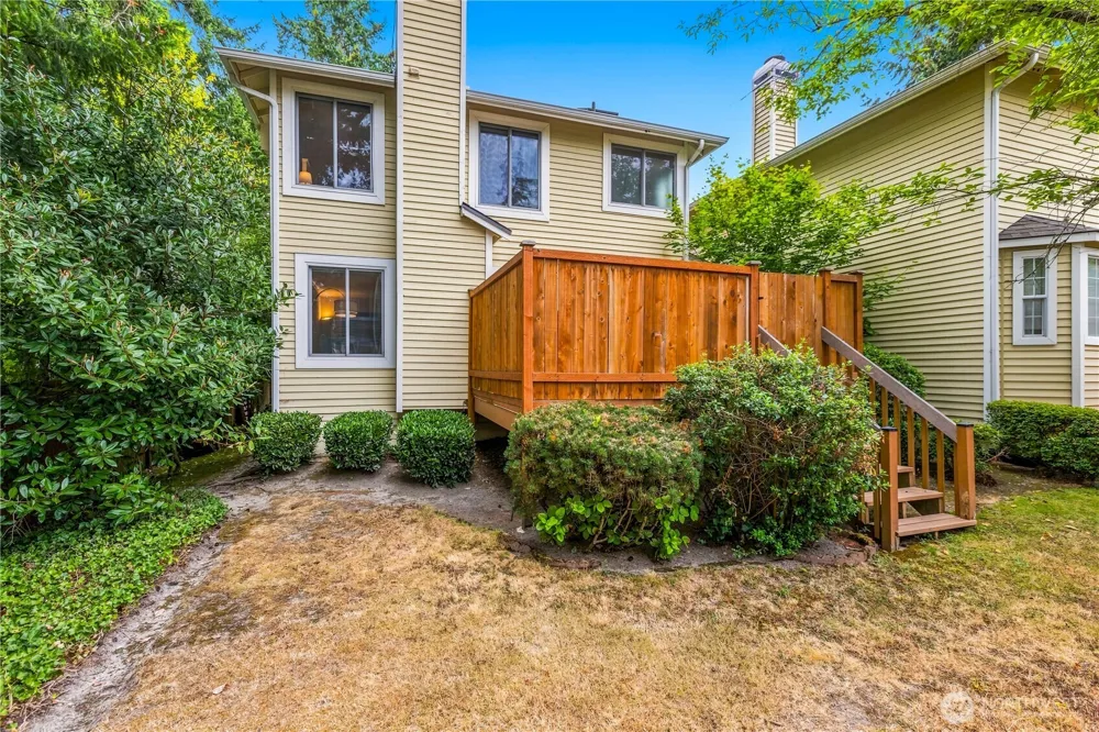 15865 Northup Way #41 Bellevue, WA 98008