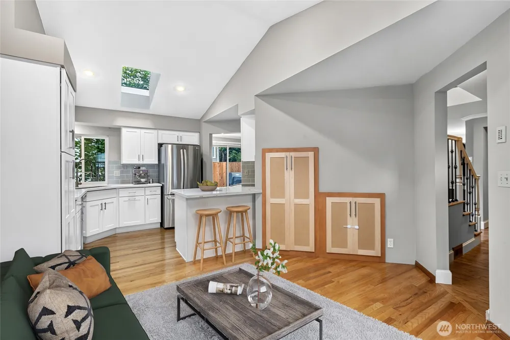 15865 Northup Way #41 Bellevue, WA 98008