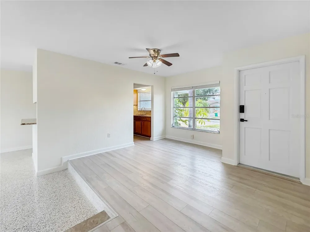 12614 81ST AVENUE Seminole, FL 33776