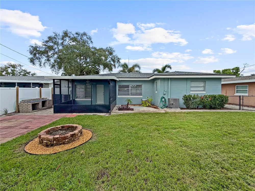 12614 81ST AVENUE Seminole, FL 33776