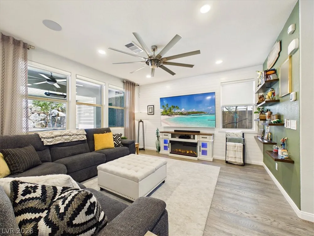 203 Badwater Basin Street Las Vegas, NV 89138