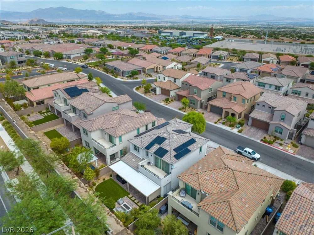 203 Badwater Basin Street Las Vegas, NV 89138